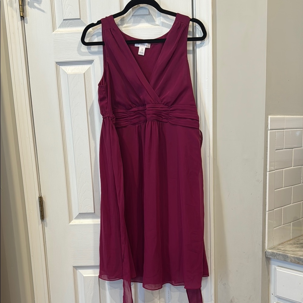 Motherhood Maternity Maroon Chiffon Empire Waisted Dress, size Medium